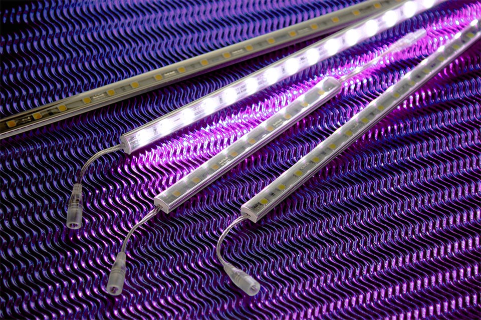 New HiFlux LED Slim Strip Lights for Architectural and Accent Lighting